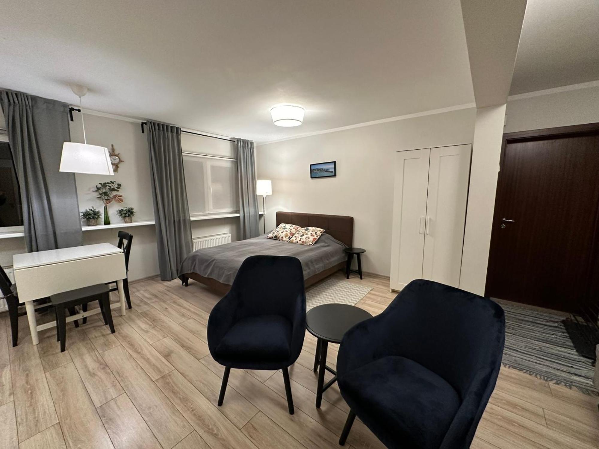 Vienibas Studio Jurmala Luaran gambar